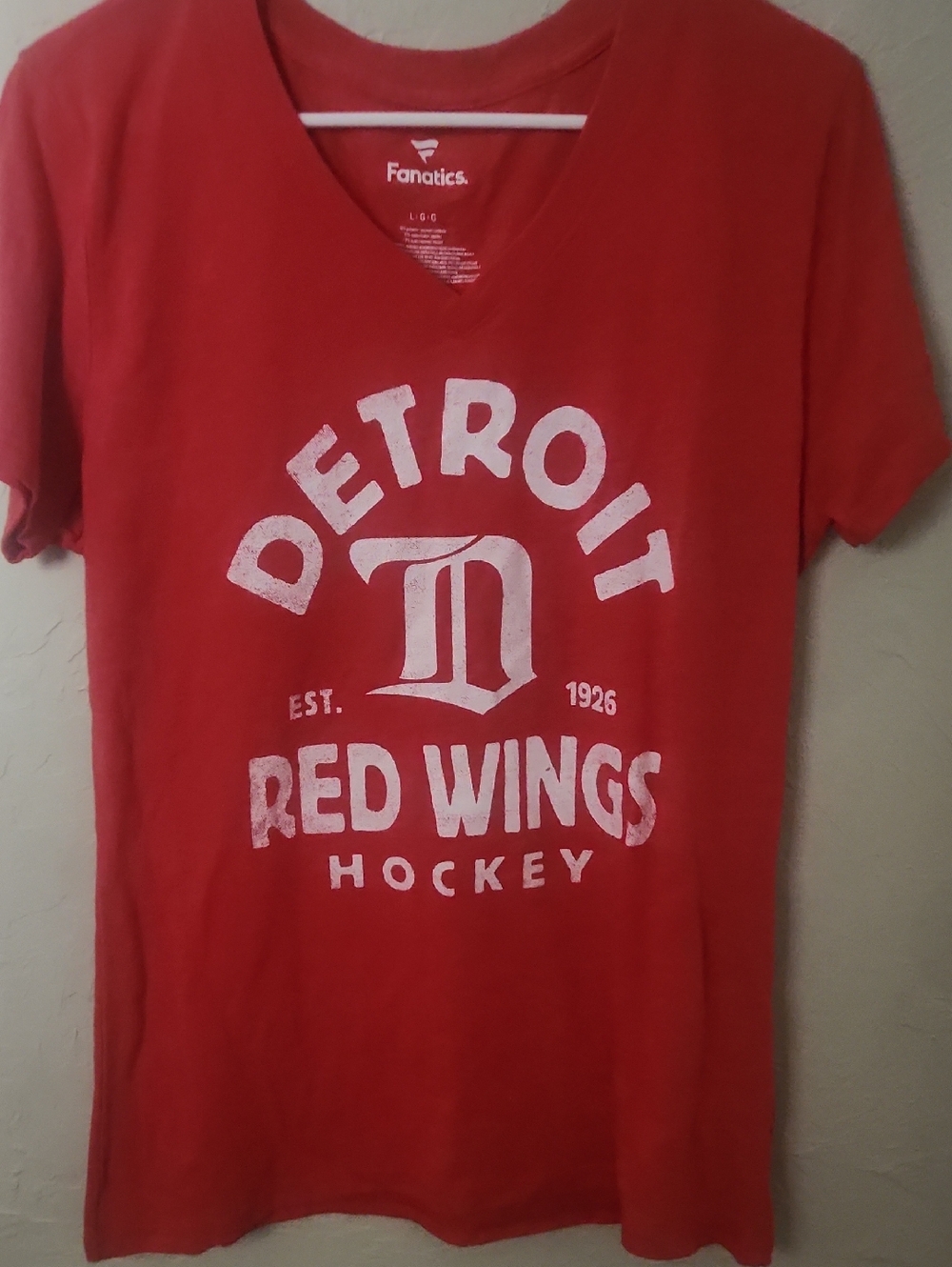 Detriot Red Wings Womens V Neck T-Shirt